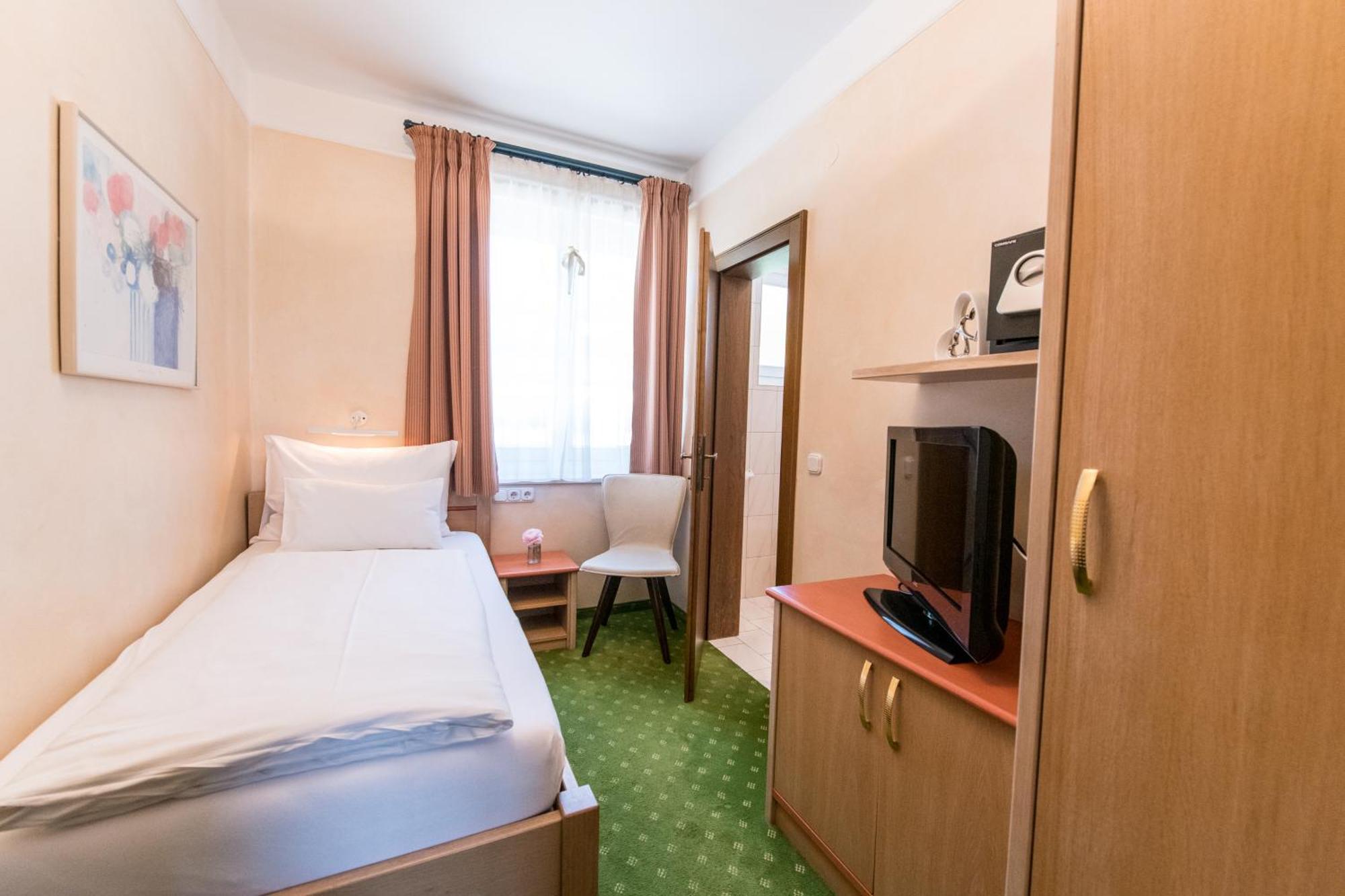Die Wunder S Ferienpension Пёрчах-ам-Вёртерзе Экстерьер фото